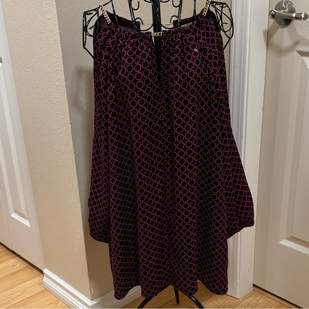 Chic Black and Pink Patterned blouse